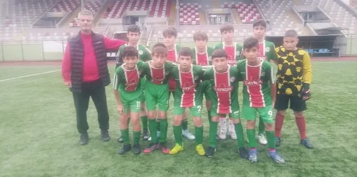 Çaykurspor Minikleri Fırtına Gibi Esiyor