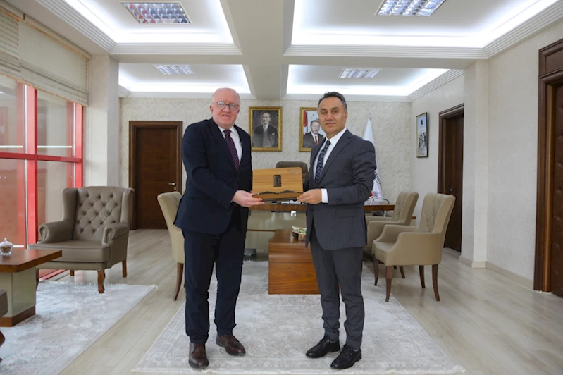 Samsun Üniversitesi Rektörü Aydın, TOGÜ Rektörü Yılmaz