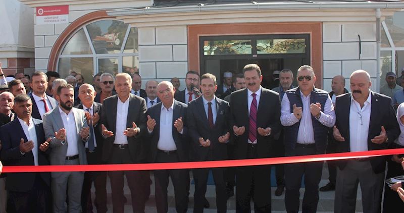 Suluova Akören köyünde yapılan yeni cami ibadete açıldı