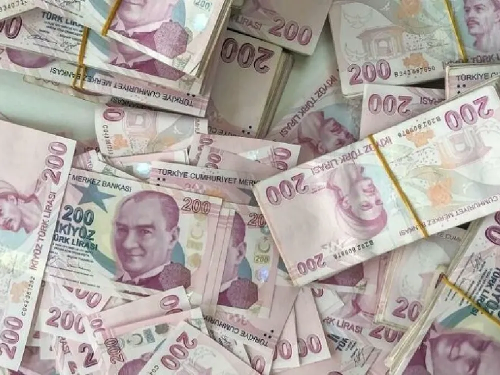 Akbank, 4,5 Milyon TL