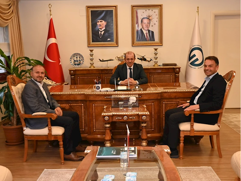 Üniversiteyi kazanan Maçka Belediye Başkanı Koçhan, KTÜ Rektörünü ziyaret etti