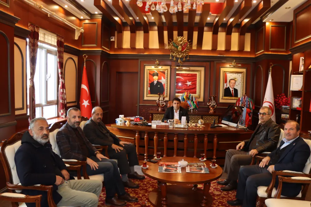 Çat Belediye Başkanı Melik Yaşar, Körfez