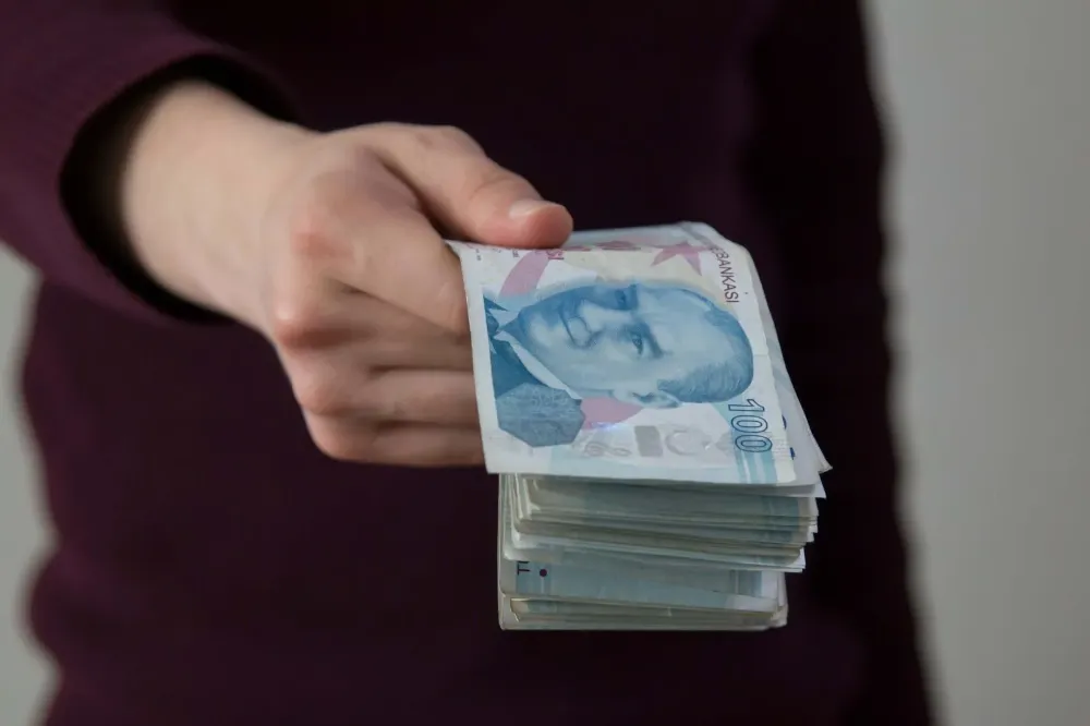 Bankaların emekliye promosyon yarış başladı: 13 bin TL