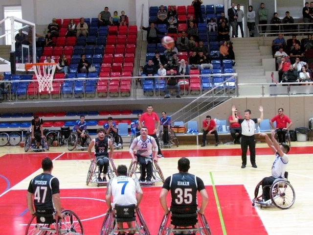 Tekerlekli Sandalye Basketbol Süper Ligi