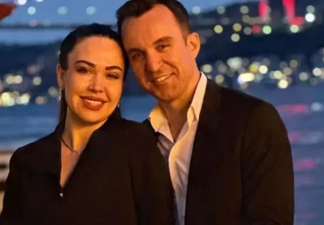 Feyza Altun, fenomen Özlem Öz