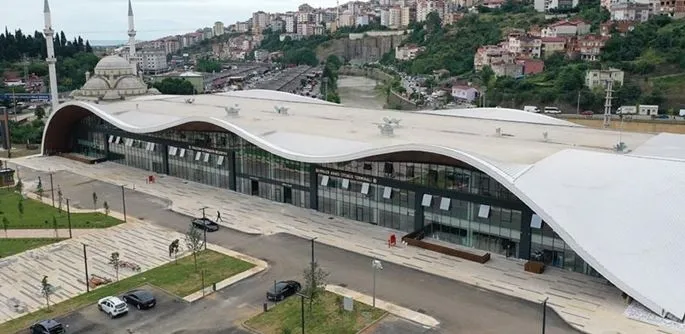 Trabzon’un Yeni Otogarında Park Ücreti 500 TL mi?