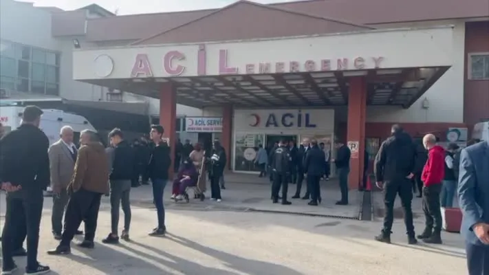  2 husumetli aile arasında çıkan kavgada 1 kişi öldü 1 kişi yaralandı