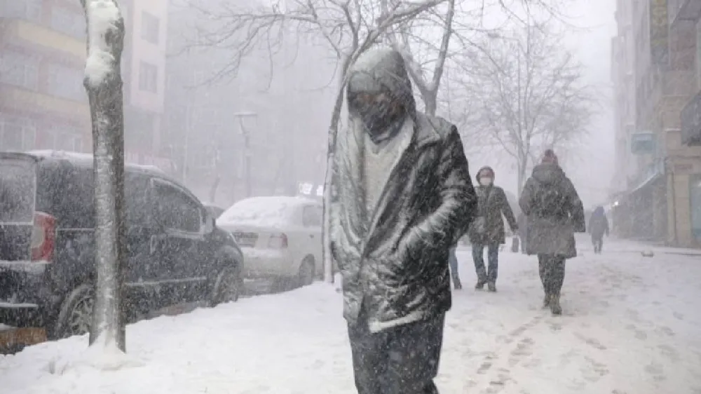 Meteoroloji hafta sonu için uyardı! Kar yağışı dondurucu h+avayla birlikte geliyor