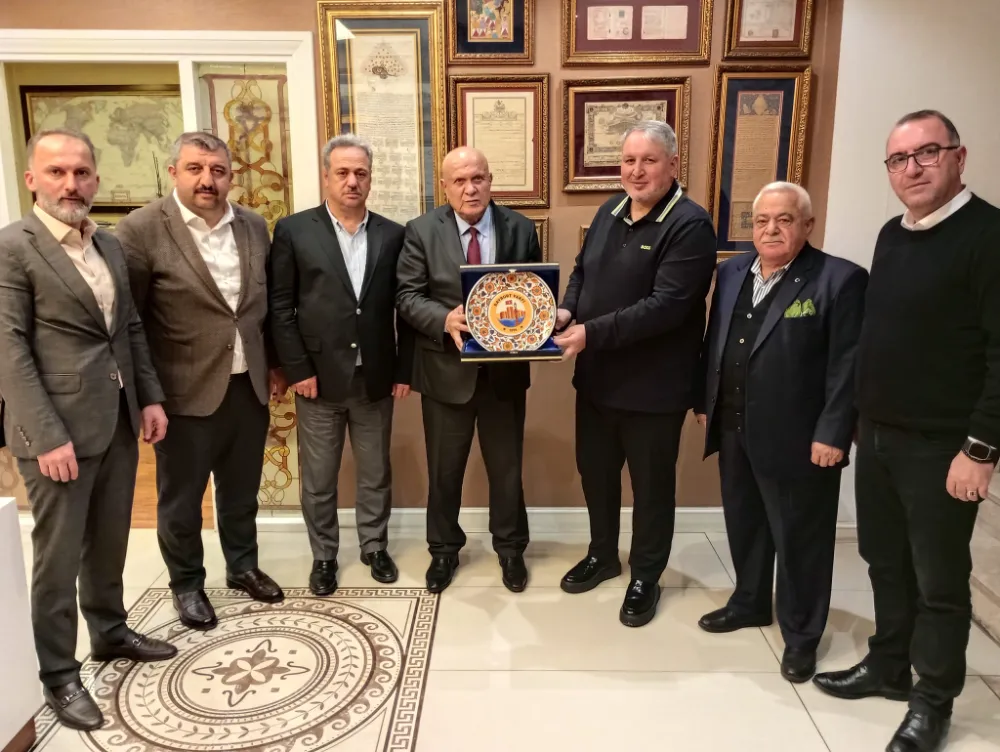 Bayburt Belediye Başkanı Pekmezci, İstanbul