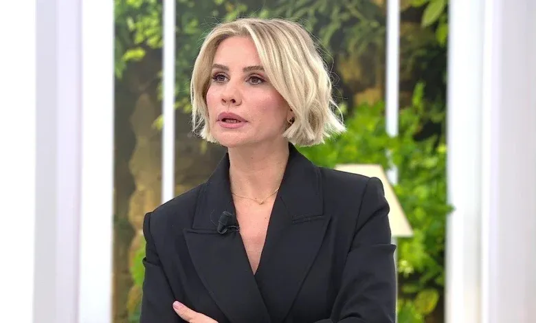 Esra Erol’da İhanet Dolu Hikaye! İki Kişiyle Aynı Anda İlişki Yaşamış!