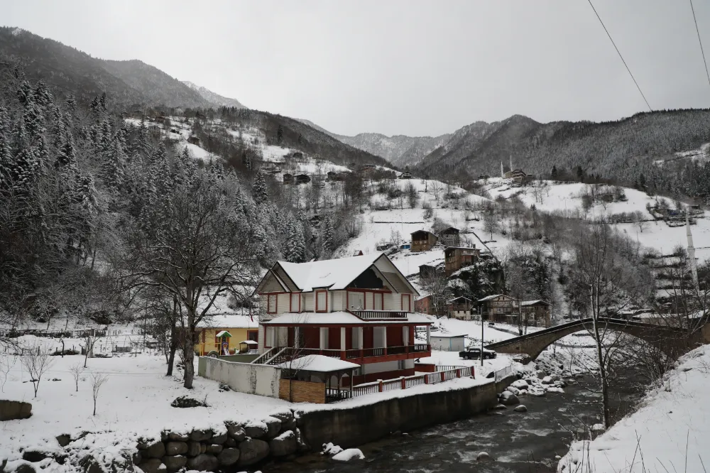 Rize-Erzurum kara yolundaki Ovit Tüneli