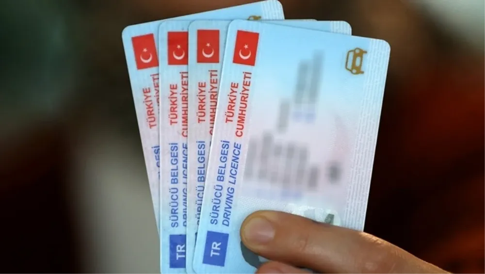 EHLİYET ÜCRETLERİ NE KADAR 2024? 1 Ocak ehliyet ücretleri zamlandı mı?