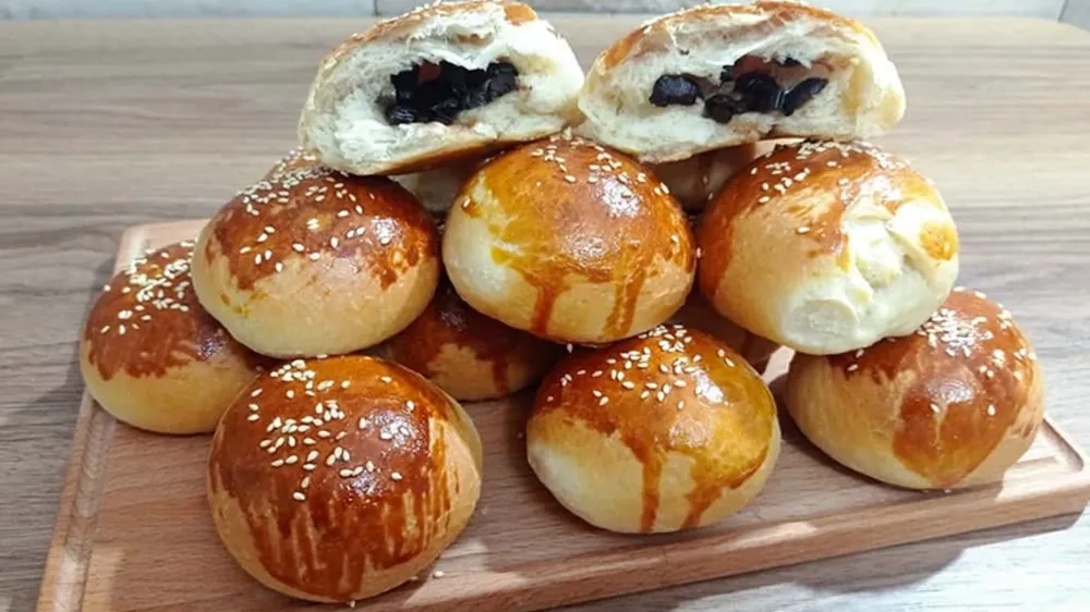 Böyle poğaça görülmedi: Dondurucuda saklanabilen Zeytinli Poğaça tarifi