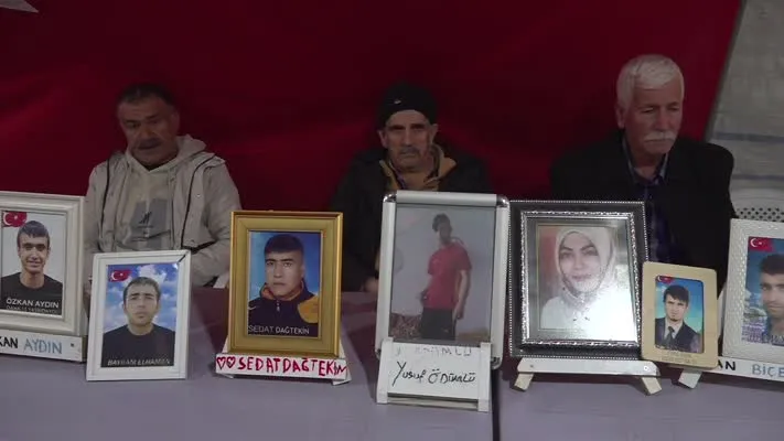 Diyarbakır anneleri yeni yılda da evlatlarına kavuşma umudunu koruyor