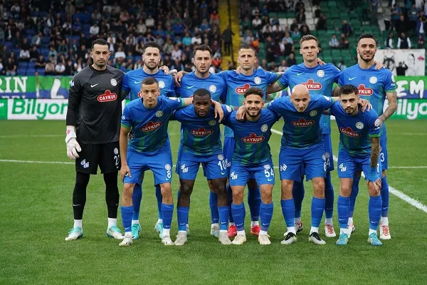 Rizespor’ un Gözü Zirvede