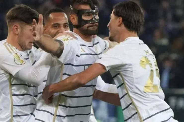 3. lig takımı Alman devlerini bir bir eliyor