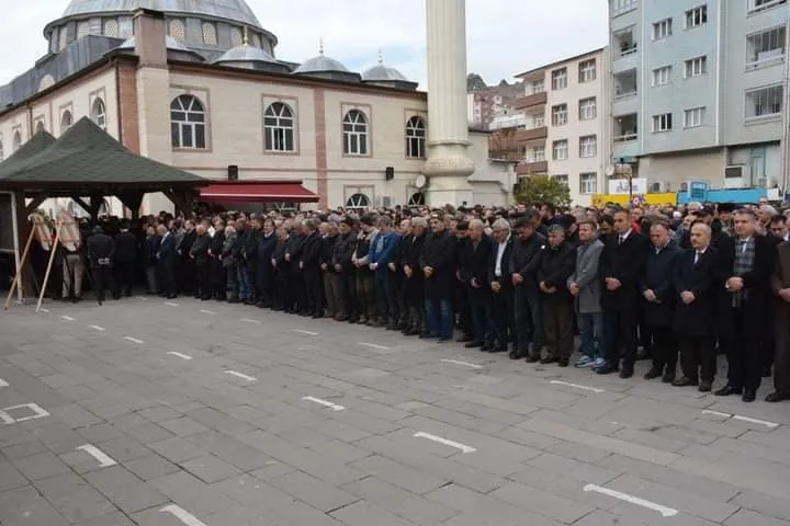 Bayburt Belediye Başkanı Pekmezci, Dr. Mustafa Çalık