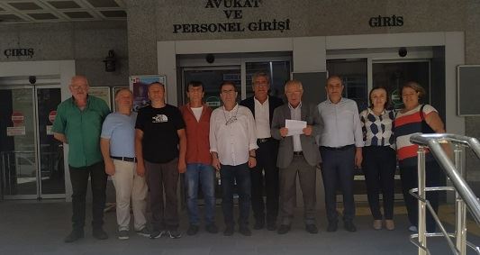  TRT Genel Müdürü Yanlı Yayınlarıyla Suç İşlemektedir