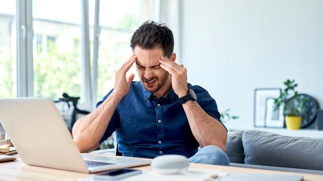 Susuzluk baş ağrısı nasıl olur?