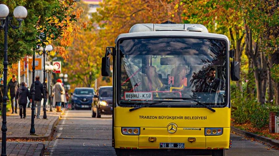 CHP’li siyasiler, Trabzon Büyükşehir Belediyesi tarafından yapılan ulaşım zammı karşısında susulmasına tepki gösterdi