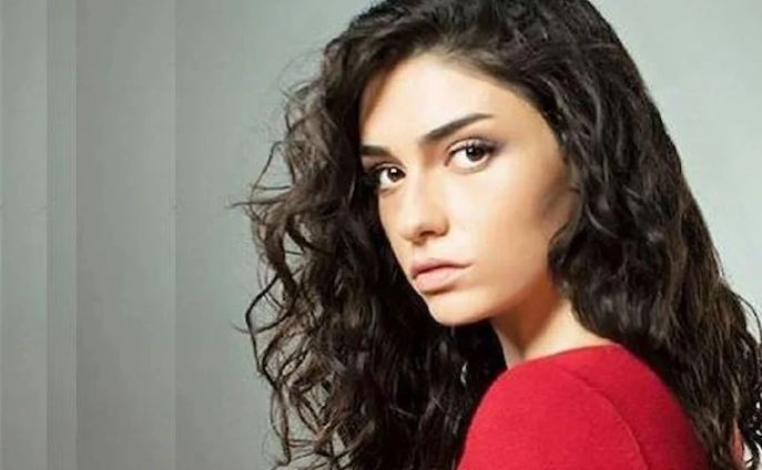  Hazar Ergüçlü
