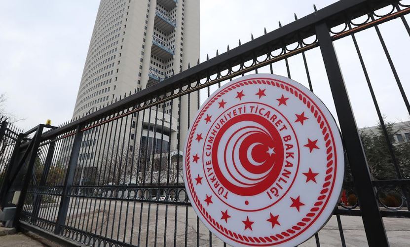 Ticaret Bakanlığı uzaktan eğitimle 1 milyar lira tasarruf sağladı
