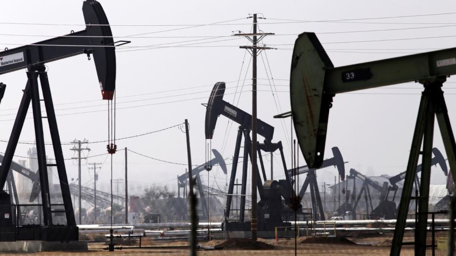 Petrol Bakanı, günlük petrol üretimlerinin 3 milyon 190 bin varile çıktığını açıkladı