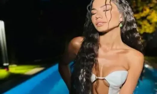 Demet Özdemir, yurda dönen dönmez soluğu gecelerde aldı