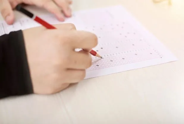 Bugün Hangi Sınav Var?