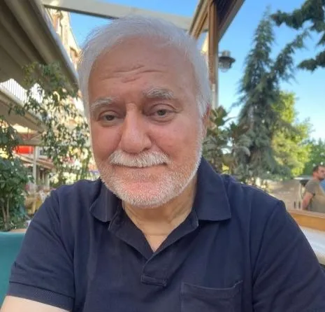 Nihat Hatipoğlu Sağlık Durumu Nasıl, Neden Hastaneye Kaldırıldı? 