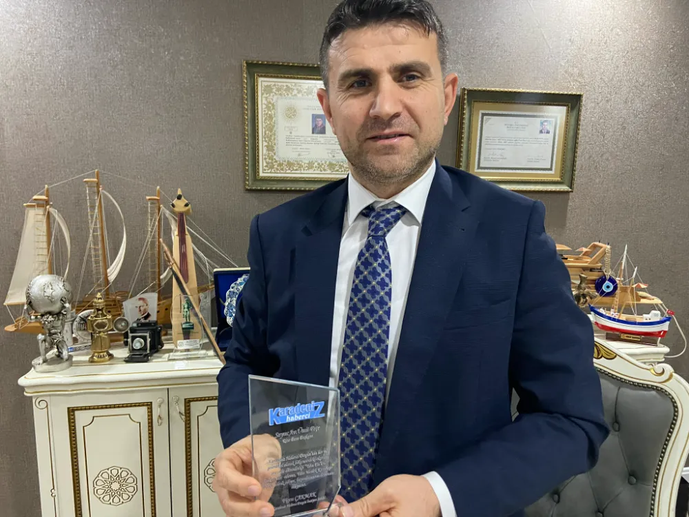 AK PARTİ ÜYESİ BARO BAŞKANI PEÇE AKP’DEN İHRAÇ EDİLDİ