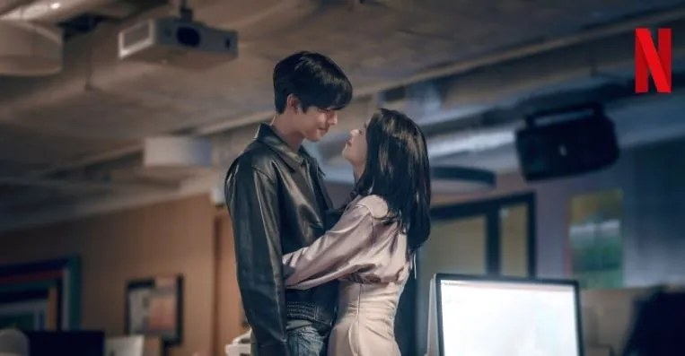 A Time Called You Dizi Konusu ve Oyuncuları