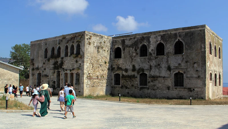 Sinop Tarihi Cezaevi ve Müzesi kenti ziyaret edenlerin ilk durağı