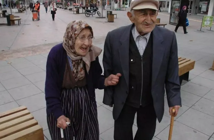 Emekliye Müjde! Yüzde 25’e Ek 25 Bir Zam!