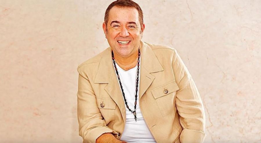  Ünlü Komedyen Ata Demirer