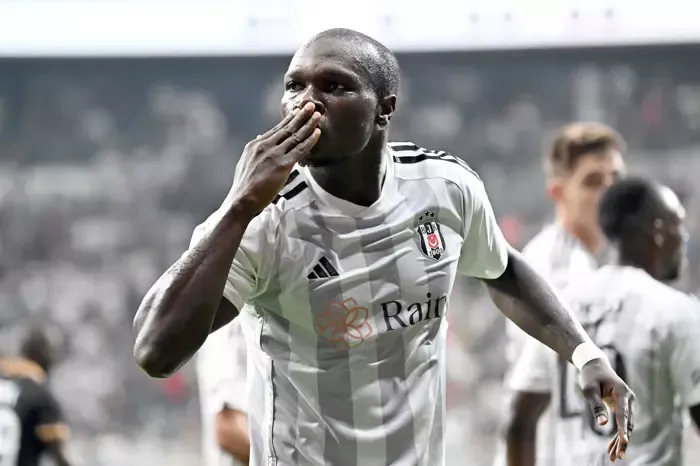  Aboubakar Beşiktaş için teklifi  reddetti