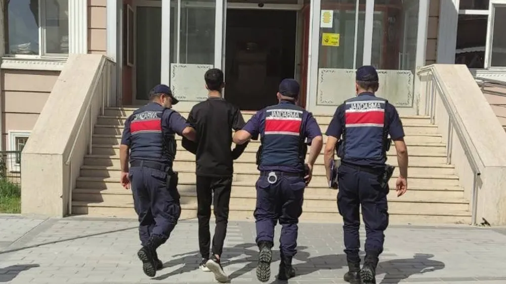 17 FETÖ şüphelisi Yunanistan