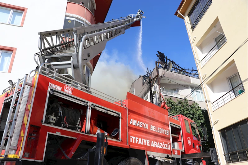 Amasya’da çıkan çatı yangını söndürüldü