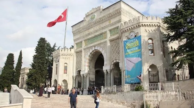 Üniversiteler Online, Uzaktan Mı Olacak 2023?