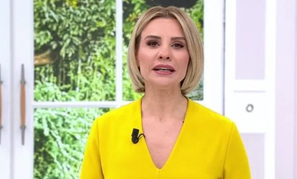 Esra Erol