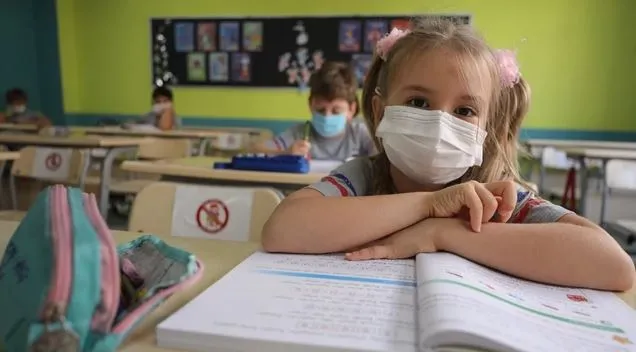 Yeni virüs okullar kapanacak mı, üniversiteler açılacak mı? 