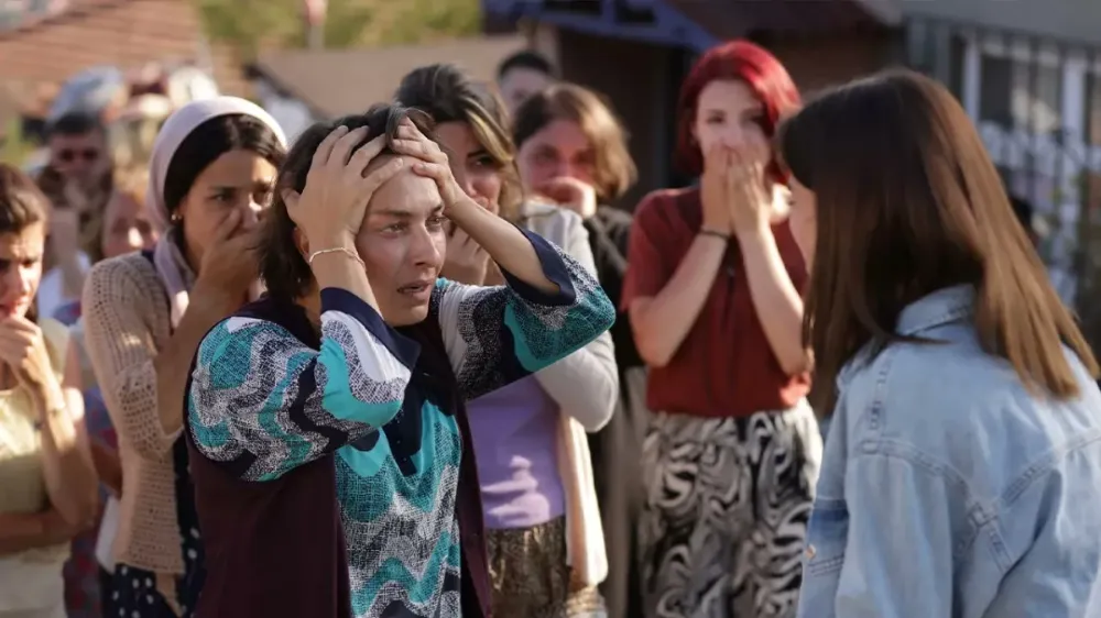 Kirli Sepeti dizisi uyarlama mı?