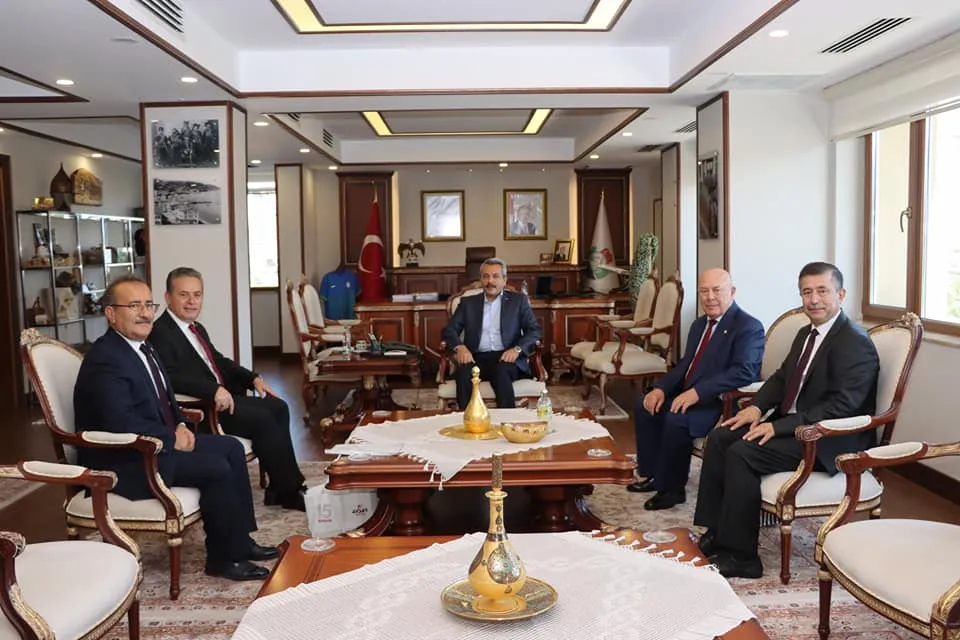 ASKF Eski Başkanı Yıldırım, Vali Baydaş