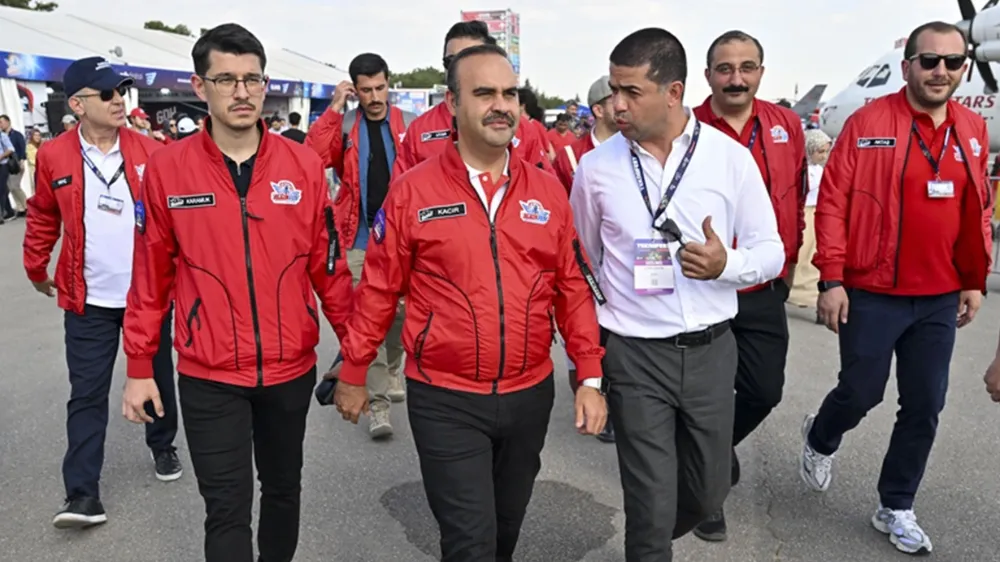 Bakan Kacır: Tesla, Türk tedarikçilerinden memnun