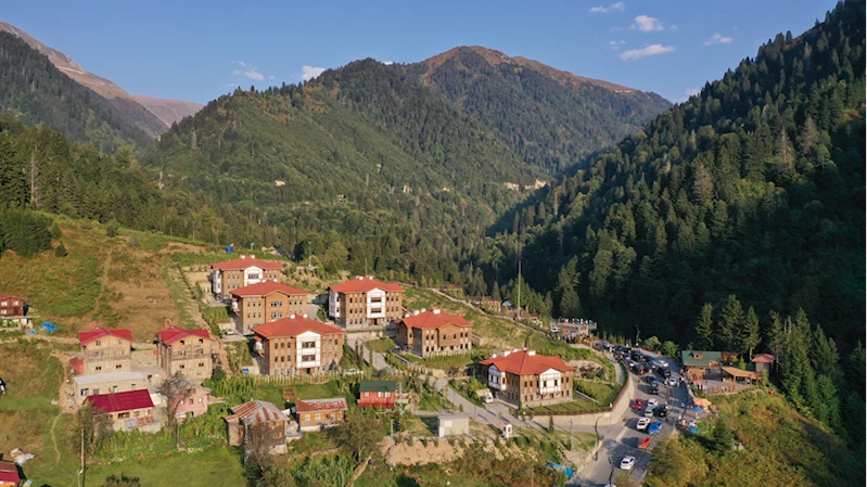 Bakanlar Özhaseki ve Bak, Rize