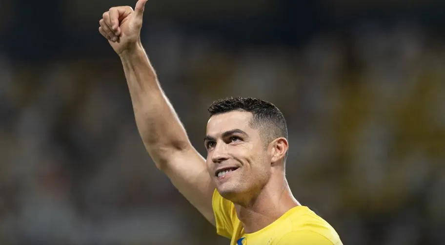 Ronaldo Futbol Tarihinde Bir İlki Başardı!