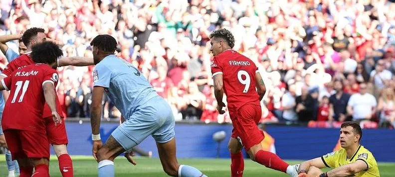 Liverpool Aston Villa İngiltere Premier Lig Maçı Canlı İzle!