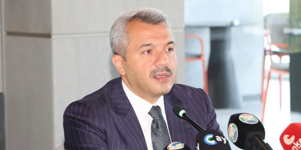 Rize Valisi İhsan Selim Baydaş Gazetecilerle Kahvaltılı Toplantıda Çalışmaları Paylaştı