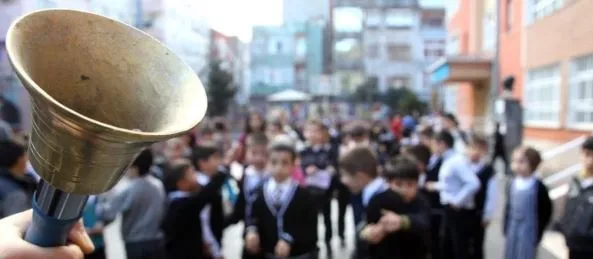 Okulların Kapanmasına Kaç Gün Kaldı? 2024 Eğitim-Öğretim Yılı Takvimi Açıklandı