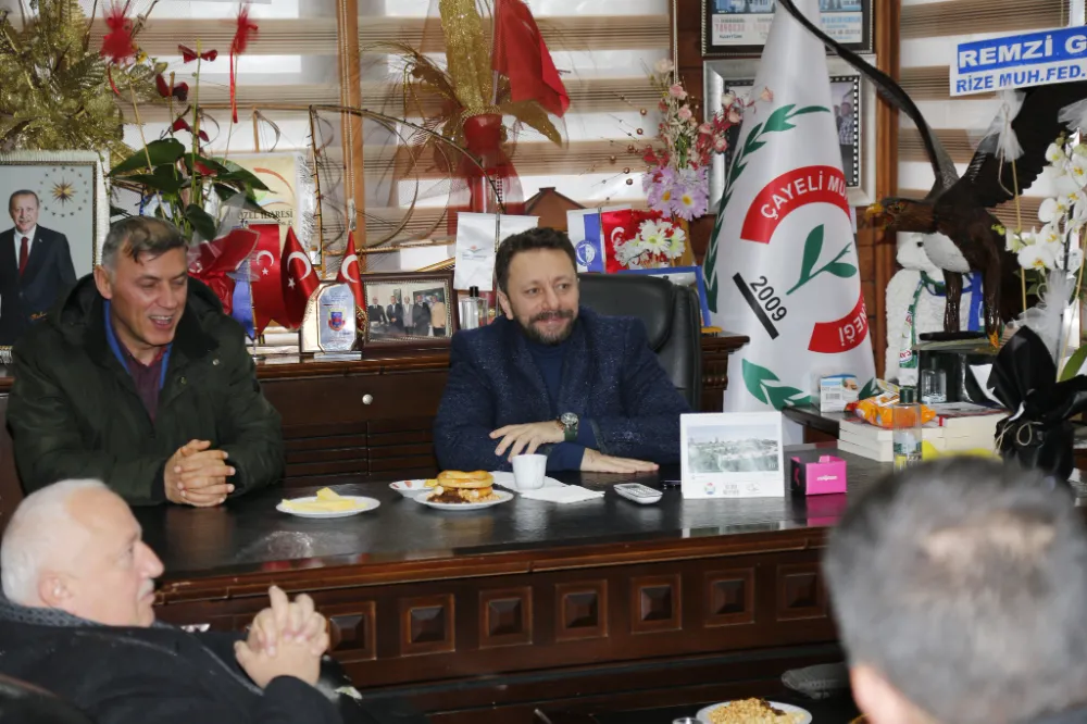 Ak Parti Rize Milletvekilleri ve İl Teşkilatı Çayeli Muhtarları İle Bir Araya Geldi